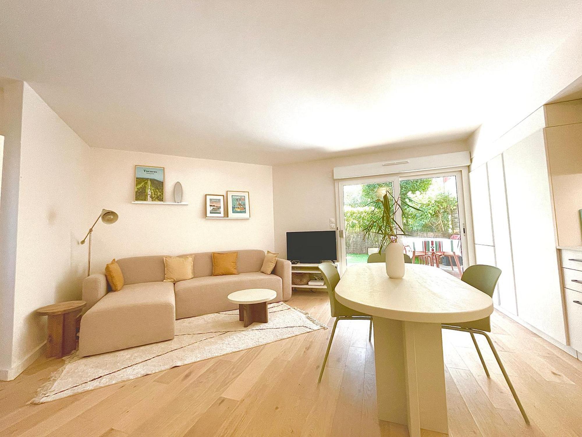 Splendide Appartement De Charme Avec Patio, Parking Et Plage A 3 Minutes Биарриц Экстерьер фото